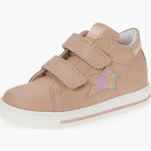 NWT Falcotto Sasha Sneaker in color “Cipria-Phard”